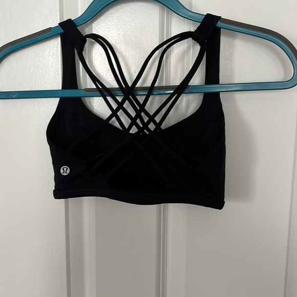 Lululemon black sports bra. Like new condition. Crisscross back. Size XS - Picture 2 of 3